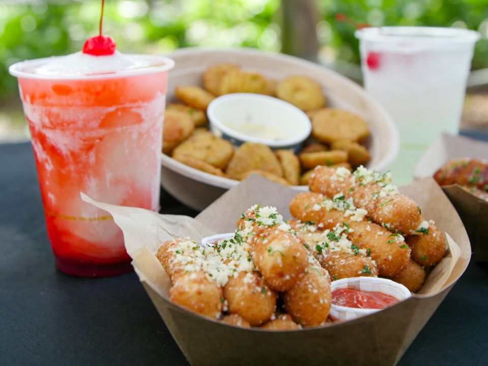 Cool Zoo food and drinks